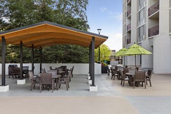 Community grill station